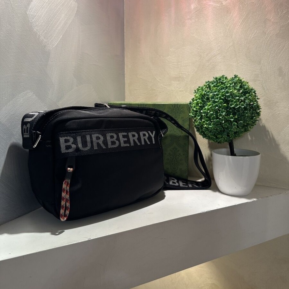 Burberry cross body shoulder bag